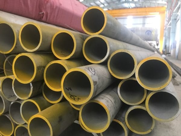 Ống Đúc Inox Phi 65