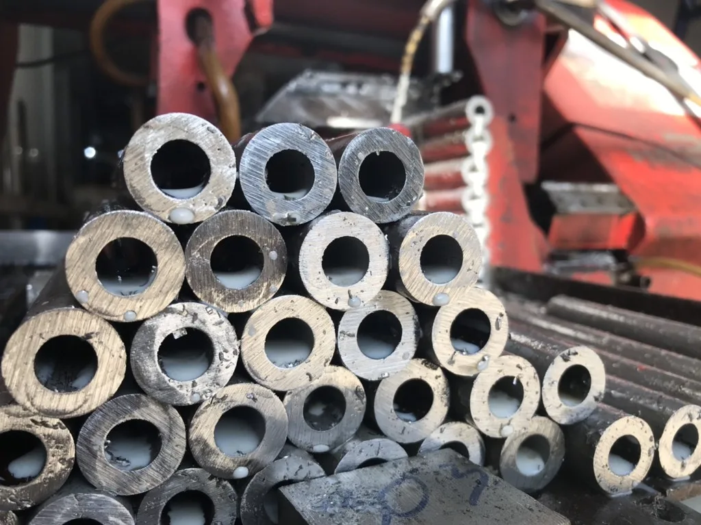 Ống Đúc Inox 304 Phi 17