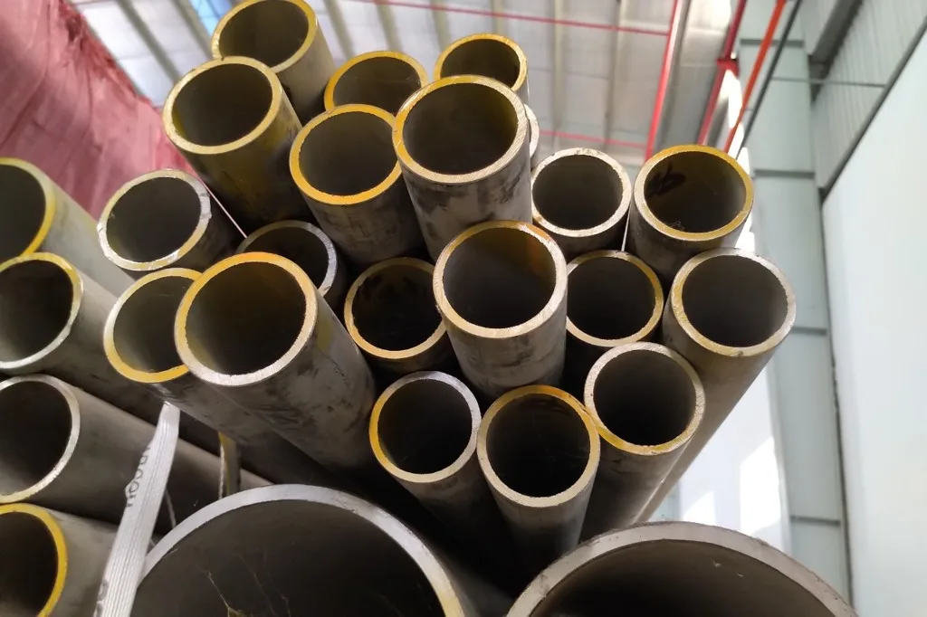 Ống Đúc Inox 304 phi 48