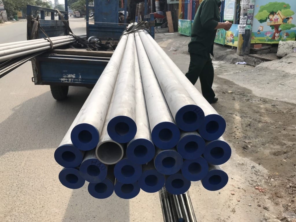 Ống Đúc Inox 316 Phi 60 dày 2.77mm