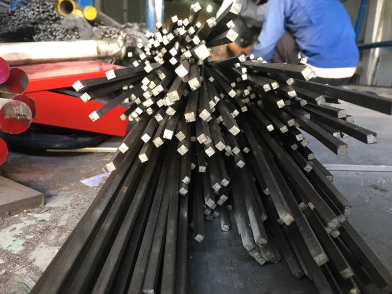Vuông Đặc Inox 304 8x8